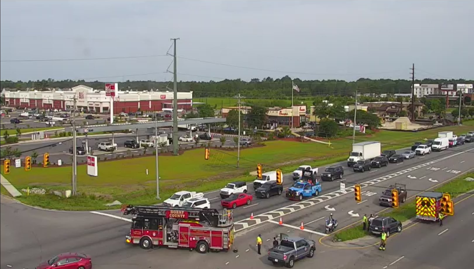 Lanes blocked, 1 taken to hospital after Highway 501 crash in Carolina Forest