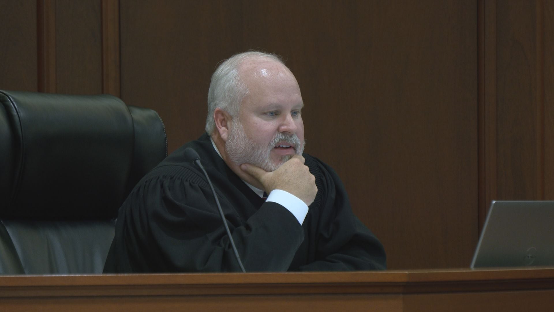 Judge weighs dismissal of lawsuit filed by restaurant owner against attorney in road rage case