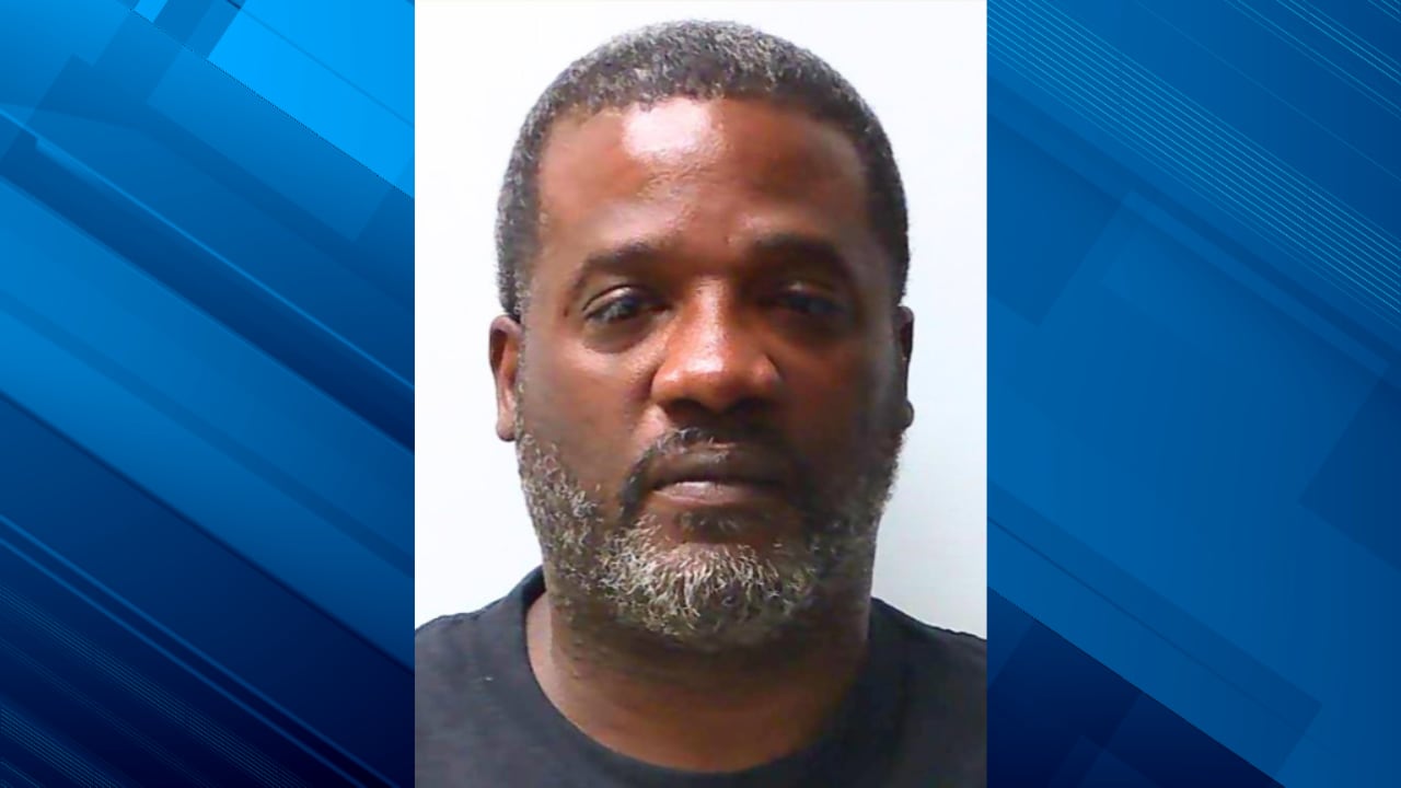 Armed and dangerous Marlboro County shooting suspect turns himself in