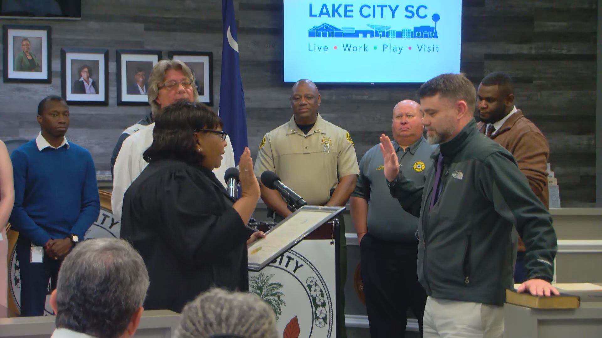 Lake City police chief resigns, mayor says