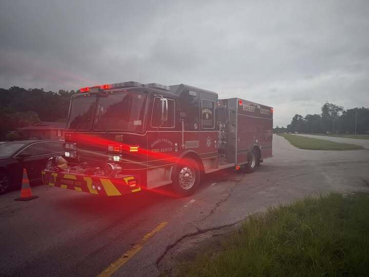 1 taken to hospital after loose tire hits car in Horry County