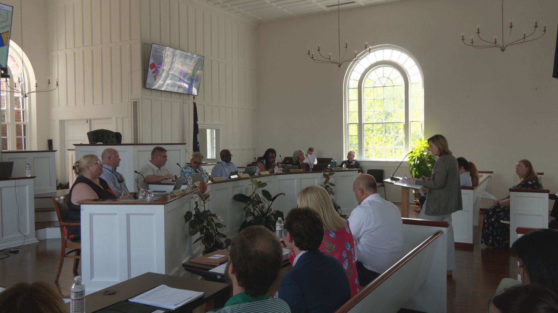 Conway removes cap on food truck licenses