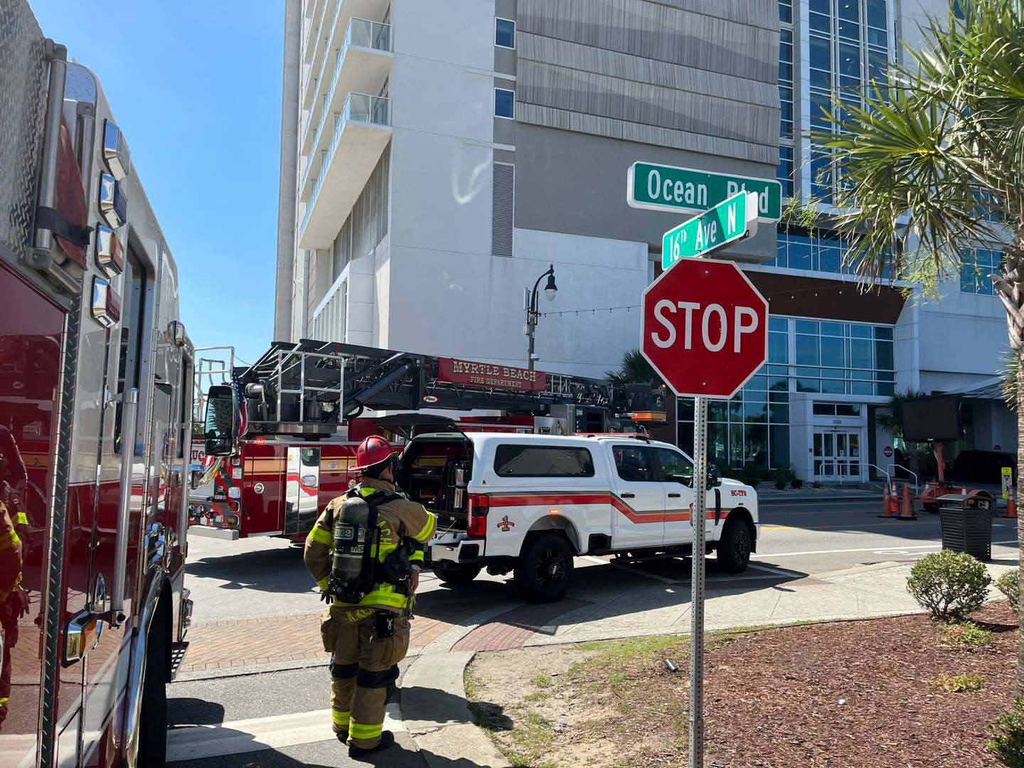 Commercial fire shuts down portion of Ocean Boulevard in downtown Myrtle Beach