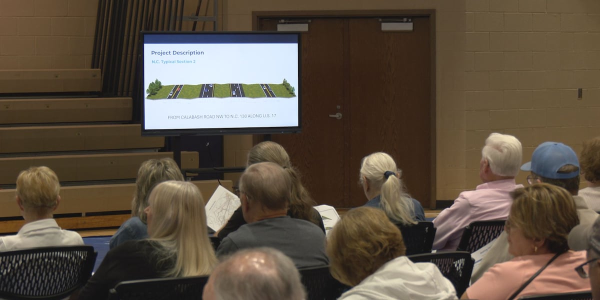 State transportation officials present Carolina Bays Parkway extension plans