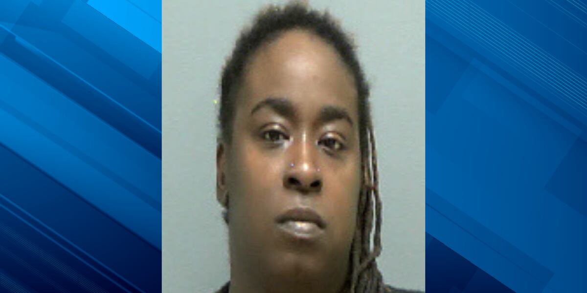 Steven Roth Razor Attack Woman charged with attempted murder after razor blade attack in Pee Dee