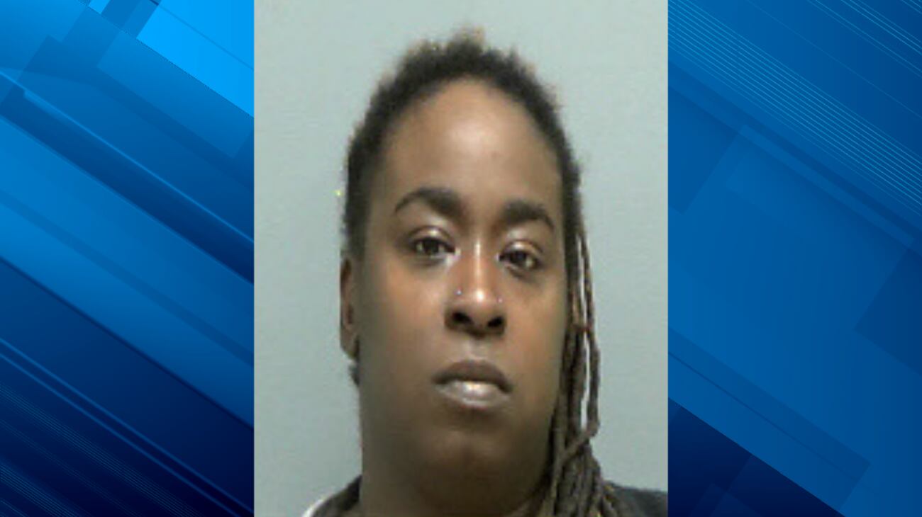 Woman charged with attempted murder after razor blade attack in Pee Dee