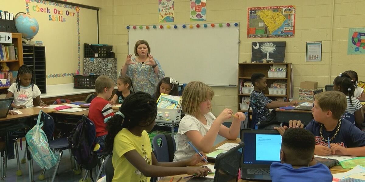 Class begins for thriving yearround elementary school in Florence