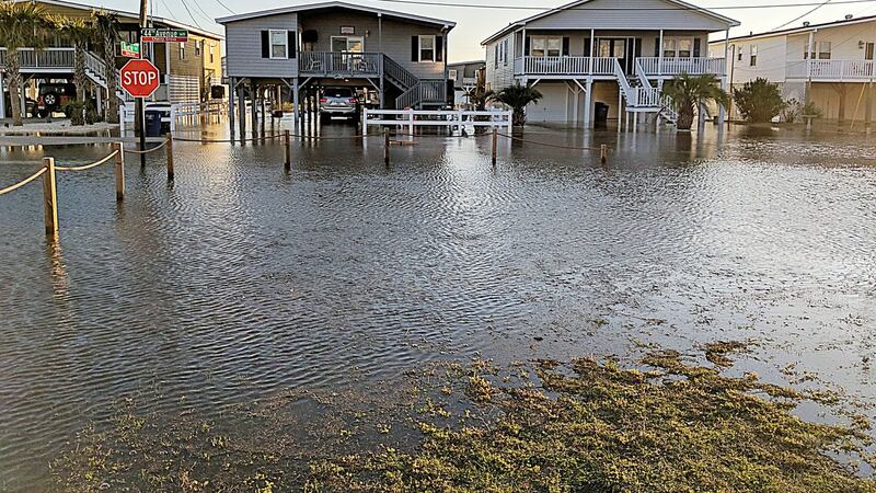 VIDEO: 'Extremely high tide' floods North Myrtle Beach streets for second day in a row video-extremely-high-tide-floods-north-myrtle-beach-streets-for-second-day-in-a-row