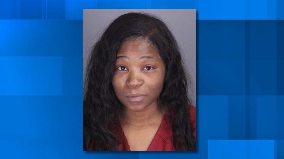 A woman accused of abandoning three children in an apartment without running water has pleaded...
