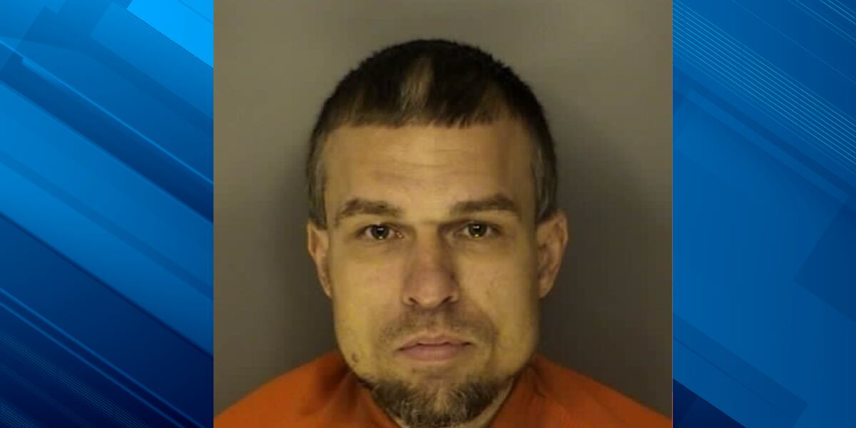 Bond set for man accused of failing to stop, hitting officers in Myrtle ...