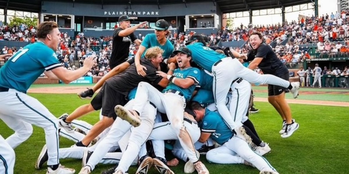 Coastal Carolina Baseball Wins Super Regional Advances To College coastal-carolina-baseball-wins-super-regional-advances-to-college