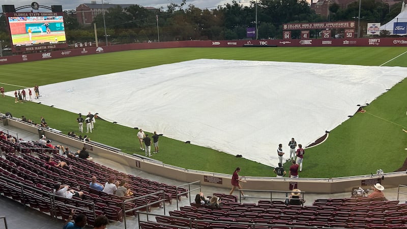 Florida State and Coastal Carolina waited through nearly five hours of rain delay during...