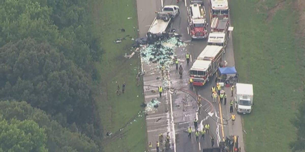 Tractor-trailer driver arrested after I-95 crash that left 5 dead in N.C.